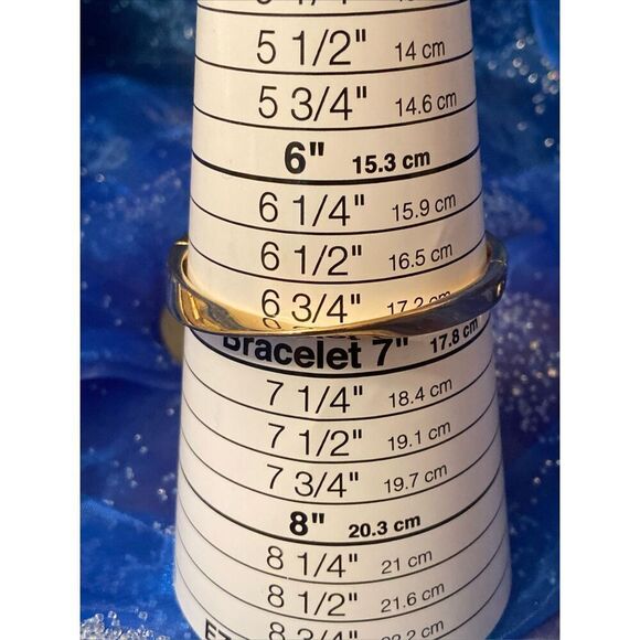 EUC Kate Spade Gold Tone Do The Twist Hinged Bangle Bracelet size 6.75 - Picture 8 of 10